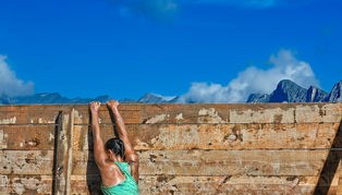 开云体育app-“飞盘：三叉湖赛场飞扬，速度与技巧成就精彩”