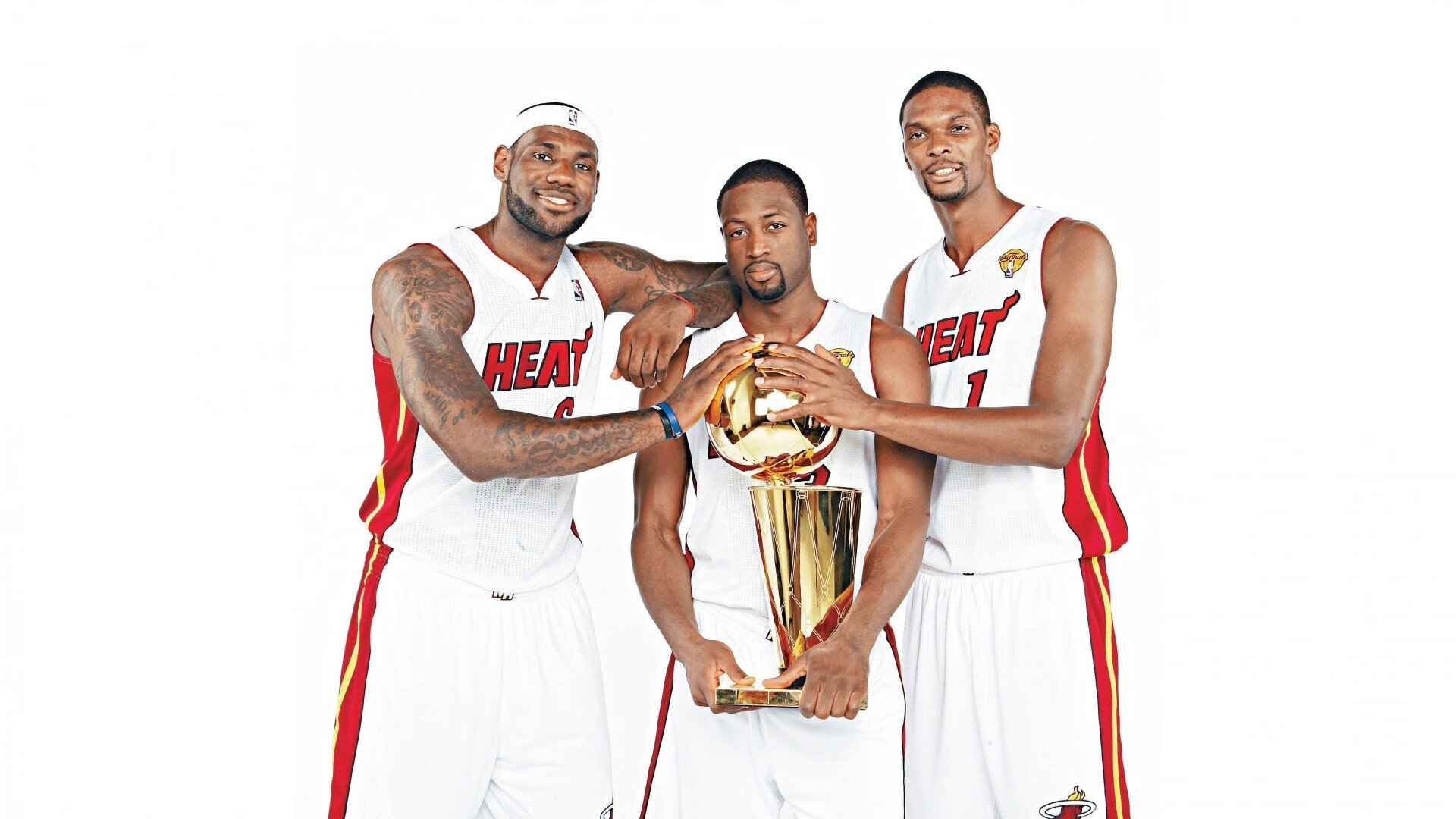 中国男篮重视热身赛战术演练价值,中国男篮热火